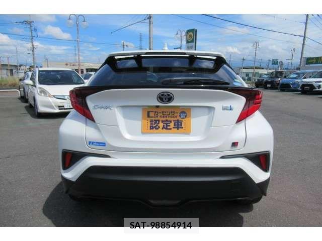 Toyota C-HR 2020-05 1205744-5