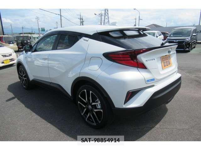 Toyota C-HR 2020-05 1205744-6