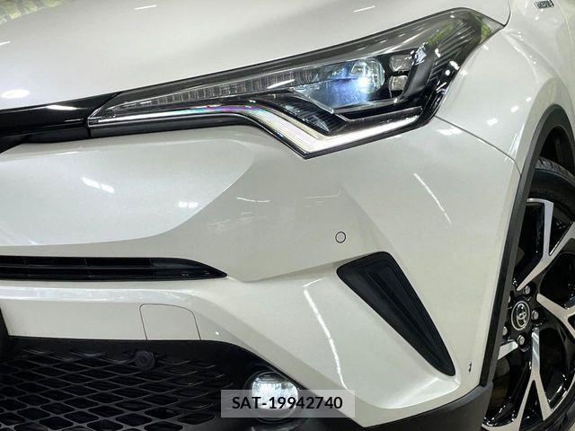 Toyota C-HR 2018-07 1214091-11