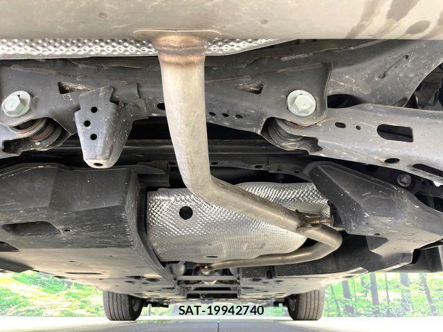 Toyota C-HR 2018-07 1214091-18