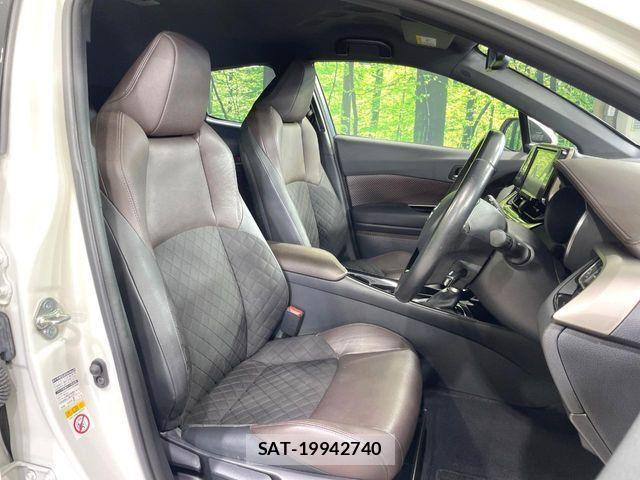 Toyota C-HR 2018-07 1214091-7