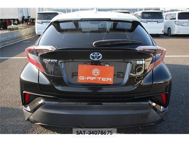 Toyota C-HR 2017-12 1219529-9