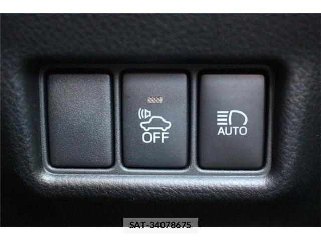 Toyota C-HR 2017-12 1219529-5