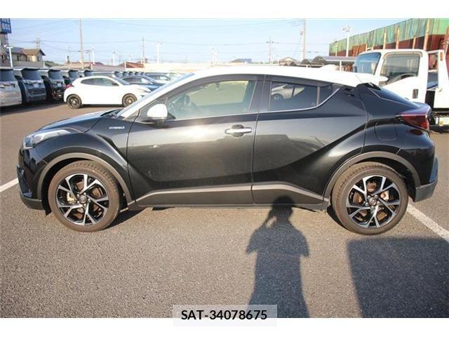 Toyota C-HR 2017-12 1219529-8