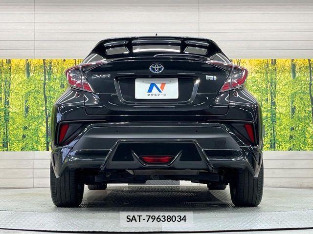Toyota C-HR 2017-04 1301053-14