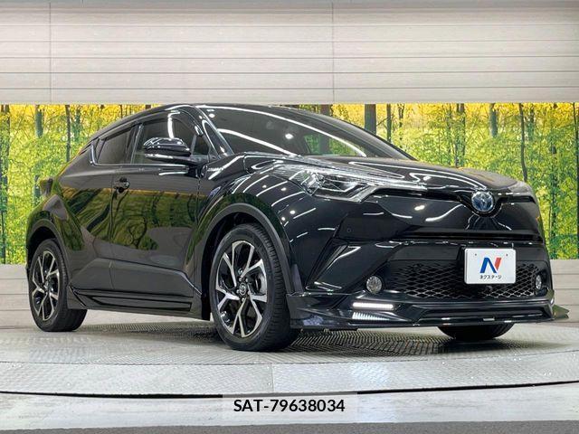 Toyota C-HR 2017-04 1301053-15