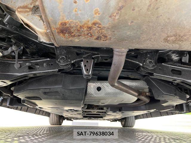 Toyota C-HR 2017-04 1301053-18