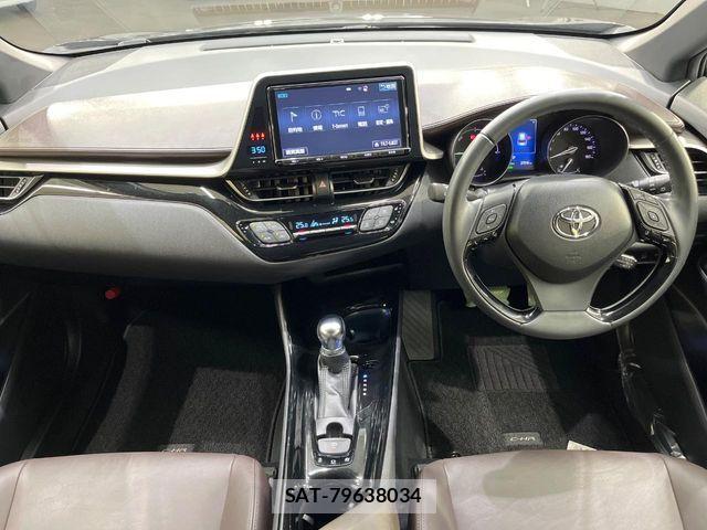 Toyota C-HR 2017-04 1301053-1