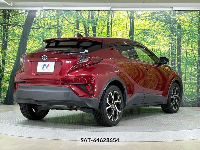 Toyota C-HR 2019-03 1317908-16
