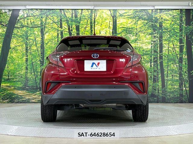 Toyota C-HR 2019-03 1317908-17