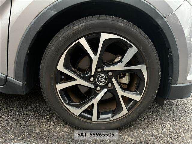 Toyota C-HR 2018-03 1317907-13