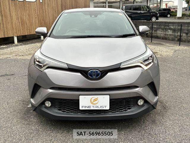 Toyota C-HR 2018-03 1317907-14
