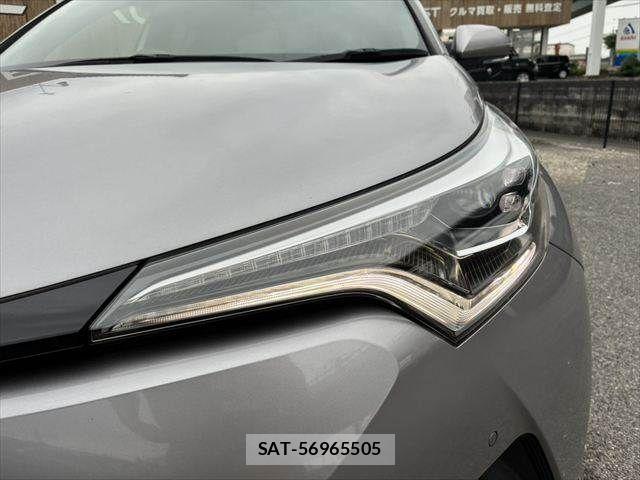 Toyota C-HR 2018-03 1317907-21