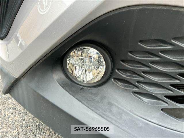 Toyota C-HR 2018-03 1317907-24