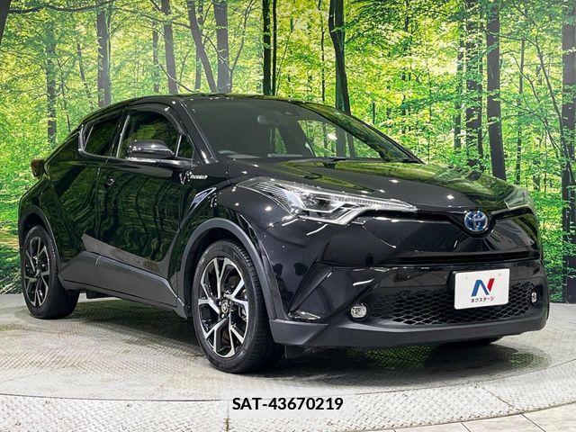 Toyota C-HR 2018-09 1416388-15