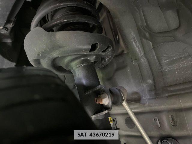 Toyota C-HR 2018-09 1416388-19