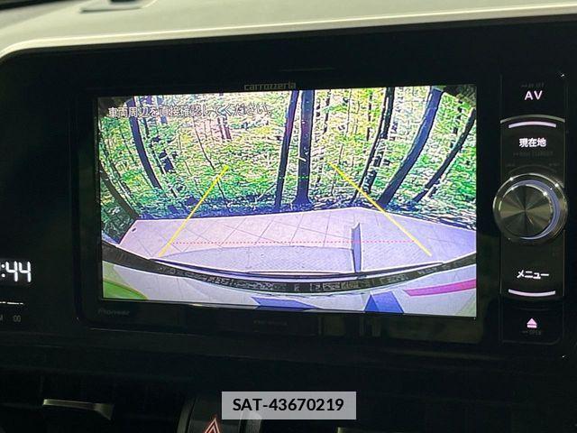 Toyota C-HR 2018-09 1416388-3