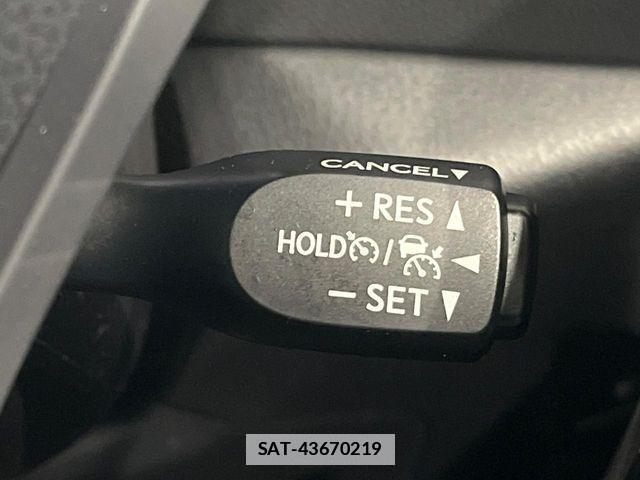 Toyota C-HR 2018-09 1416388-5