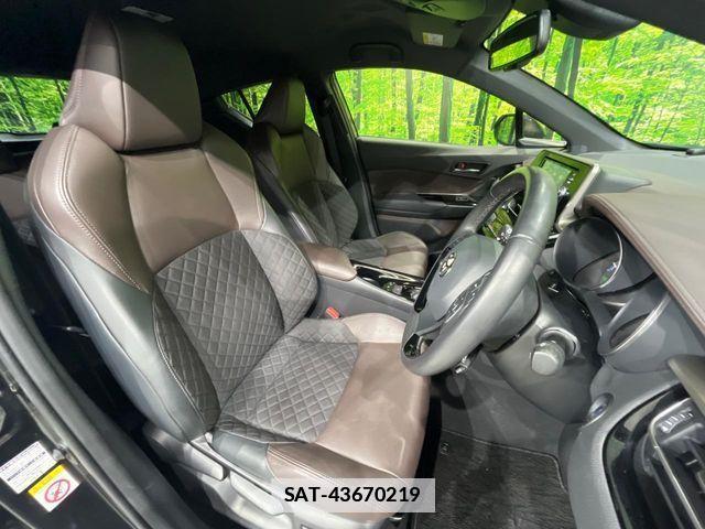 Toyota C-HR 2018-09 1416388-7
