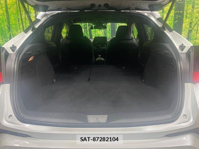 Toyota C-HR 2022-07 1471432-9