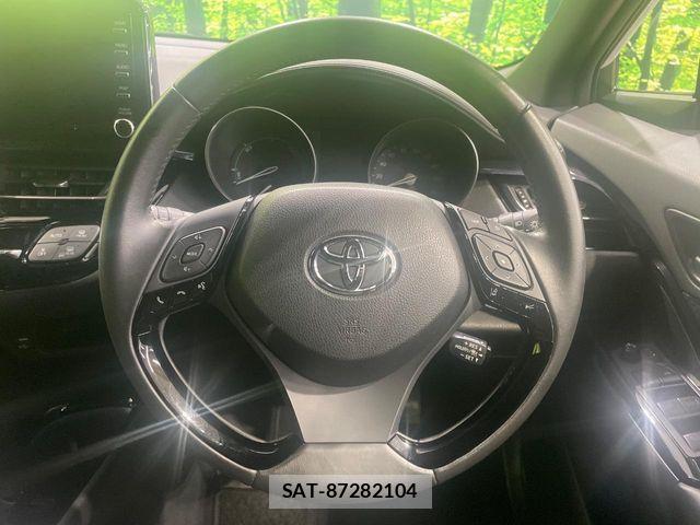 Toyota C-HR 2022-07 1471432-10