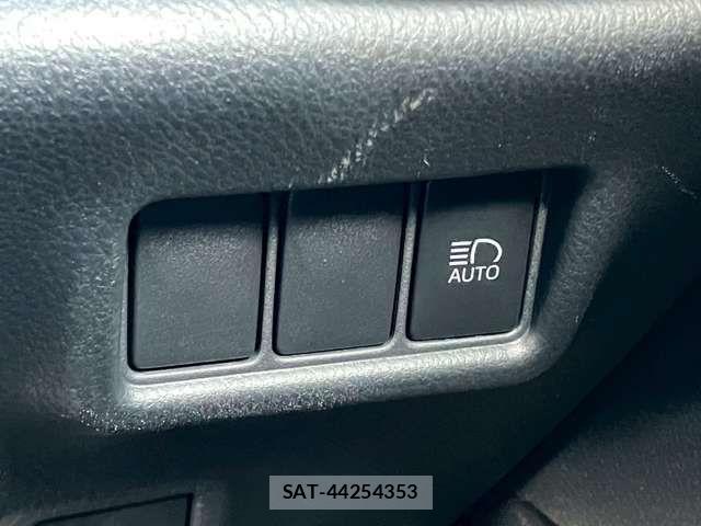 Toyota C-HR 2020-04 2726831-5