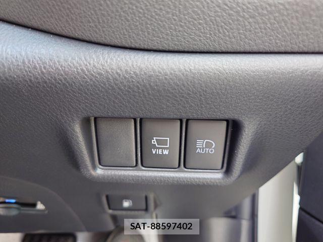 Toyota C-HR 2020-08 3064384-18