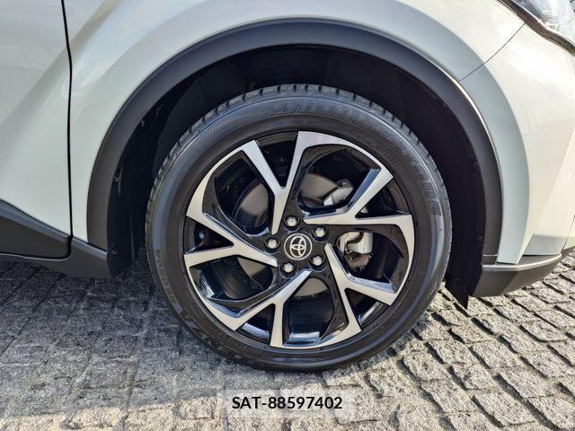 Toyota C-HR 2020-08 3064384-7