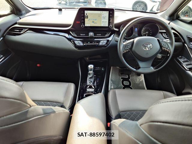 Toyota C-HR 2020-08 3064384-8