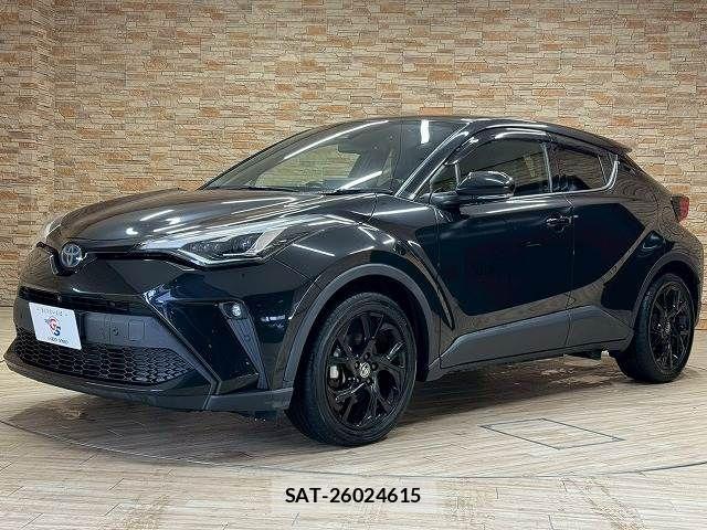 Toyota C-HR 2020-11 3064386-13