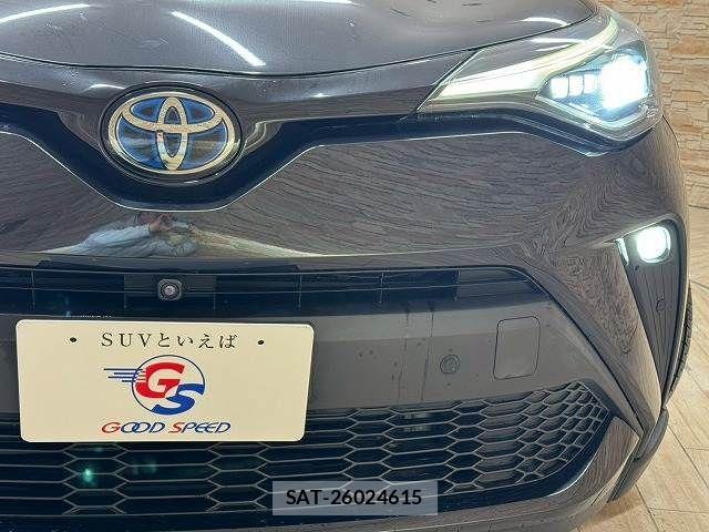 Toyota C-HR 2020-11 3064386-19