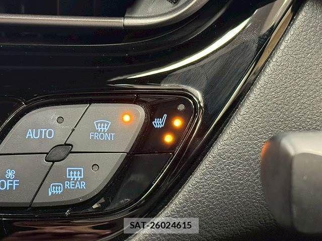 Toyota C-HR 2020-11 3064386-8