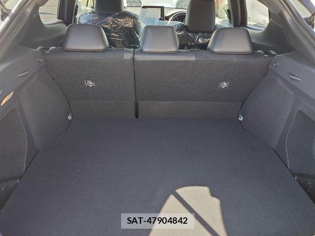 Toyota C-HR 2021-05 3064383-22