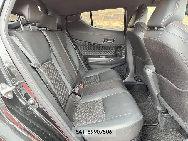 Toyota C-HR 2023-02 3371469-9