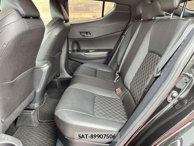 Toyota C-HR 2023-02 3371469-12