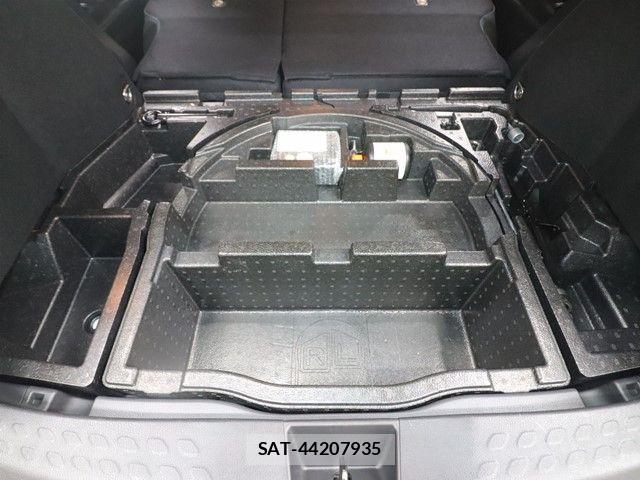 Toyota C-HR 2018-04 3766361-11