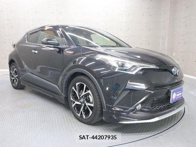 Toyota C-HR 2018-04 3766361-24