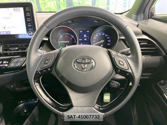 Toyota C-HR 2020-07 4391818-10
