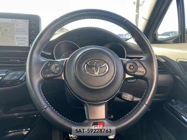 Toyota C-HR 2021-01 4391817-9