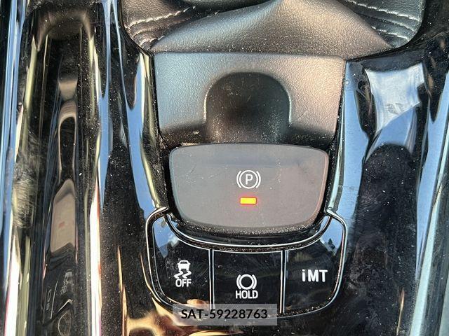 Toyota C-HR 2021-01 4391817-16