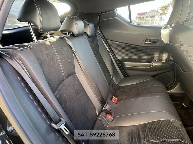 Toyota C-HR 2021-01 4391817-21