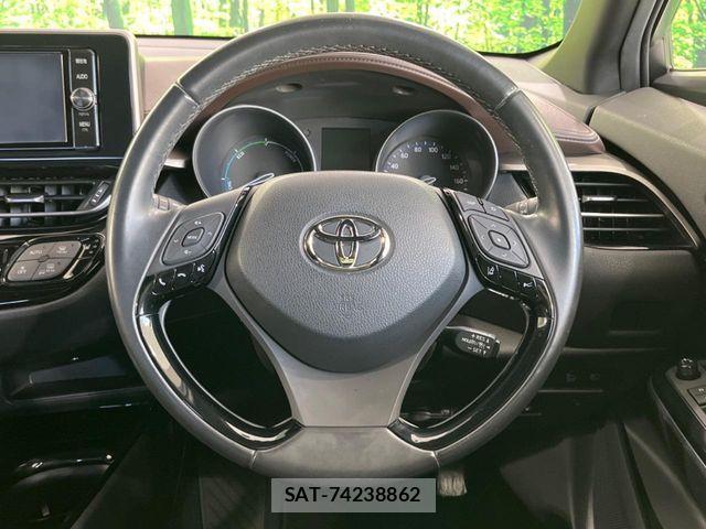 Toyota C-HR 2018-02 4588829-10