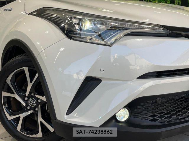 Toyota C-HR 2018-02 4588829-11