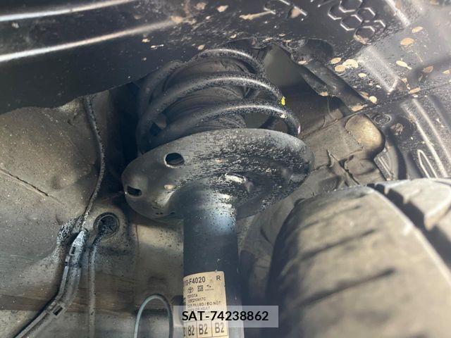 Toyota C-HR 2018-02 4588829-19