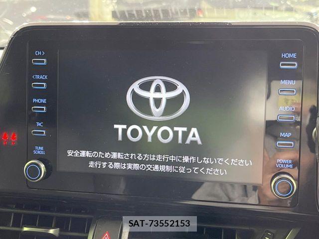 Toyota C-HR 2021-10 4588794-2