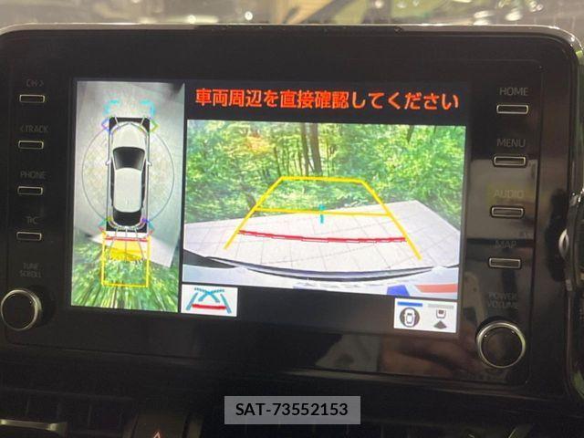 Toyota C-HR 2021-10 4588794-3