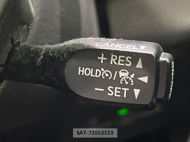 Toyota C-HR 2021-10 4588794-4