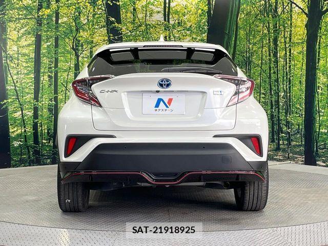 Toyota C-HR 2017-08 4638347-14