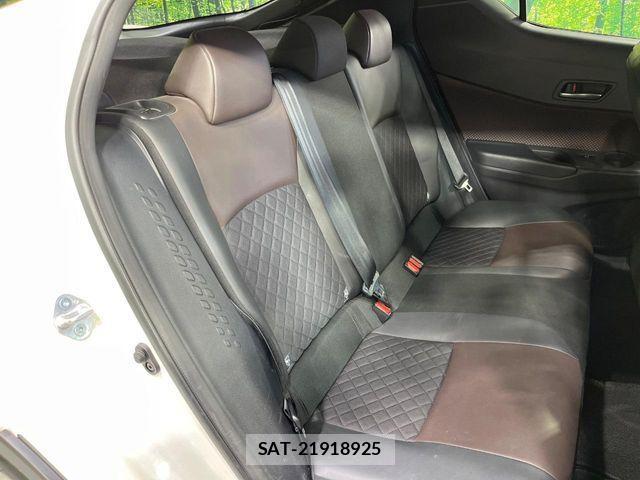 Toyota C-HR 2017-08 4638347-8