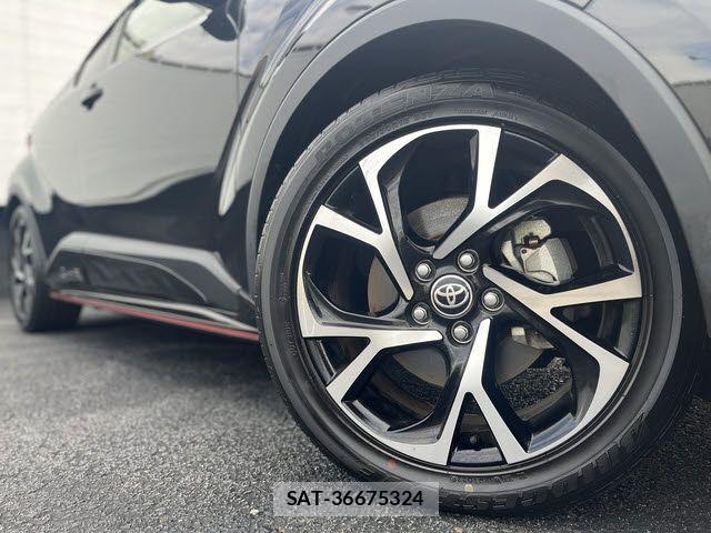 Toyota C-HR 2022-03 4751899-26